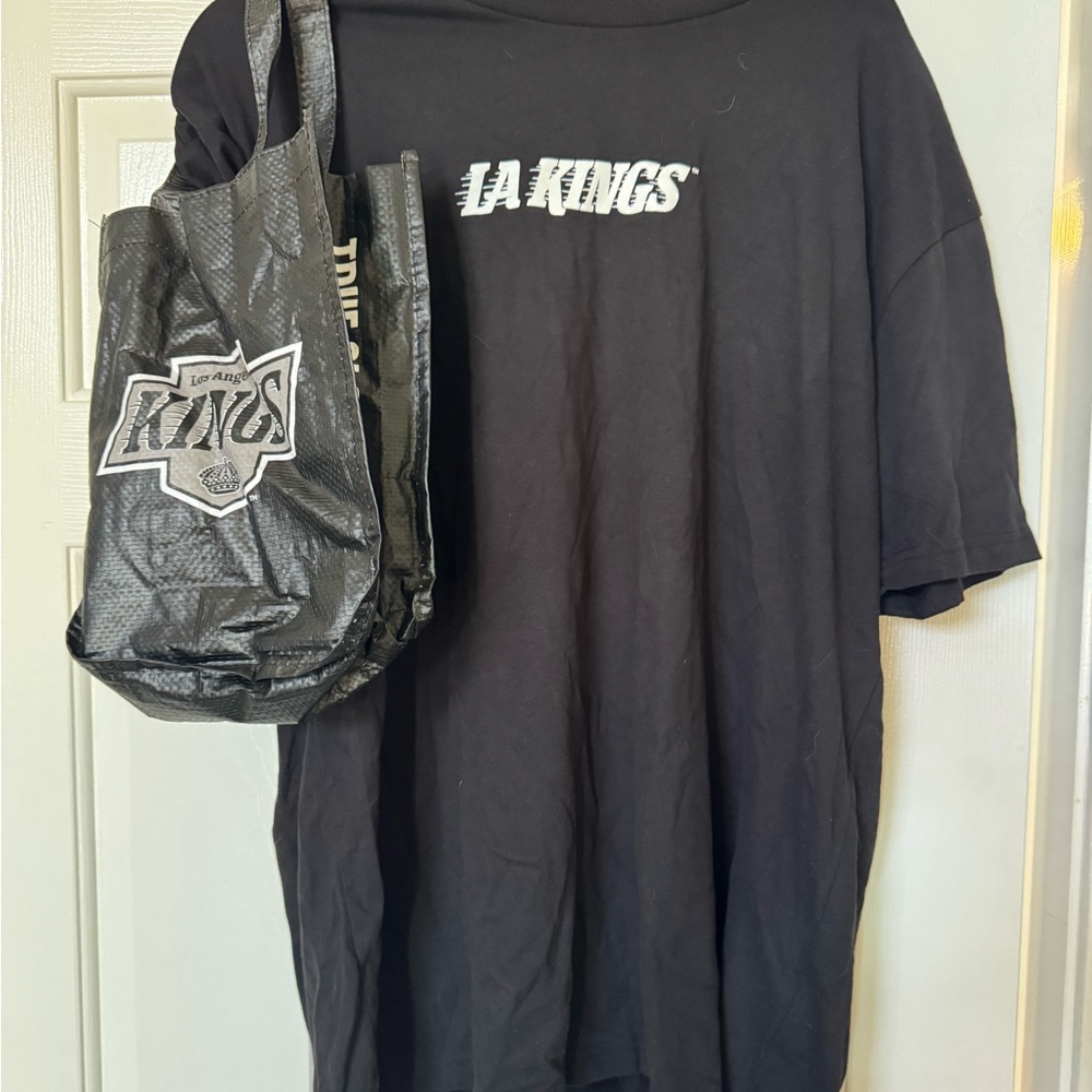 NWOT LA Kings Black T-Shirt and Tote Set